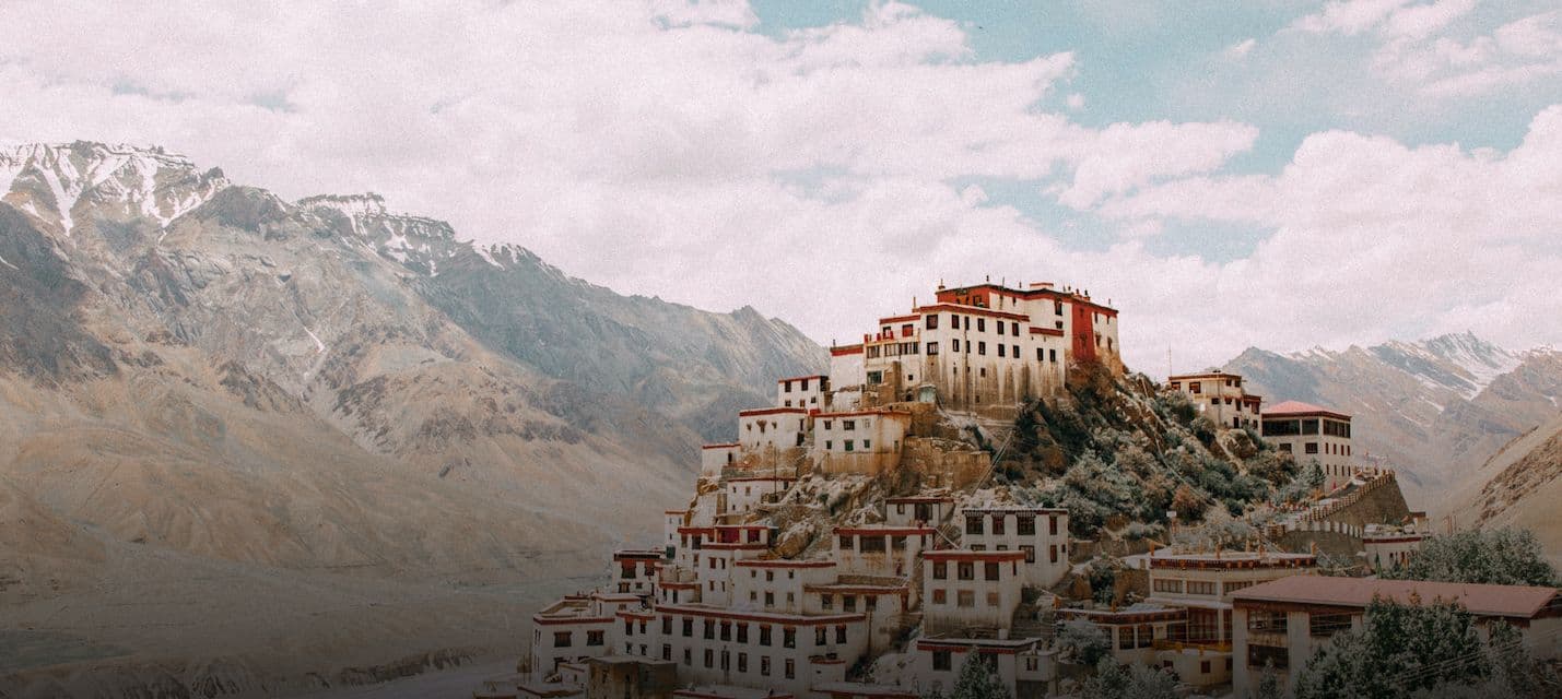 Compare Software Architectures: Monoliths, SOA and Microservices